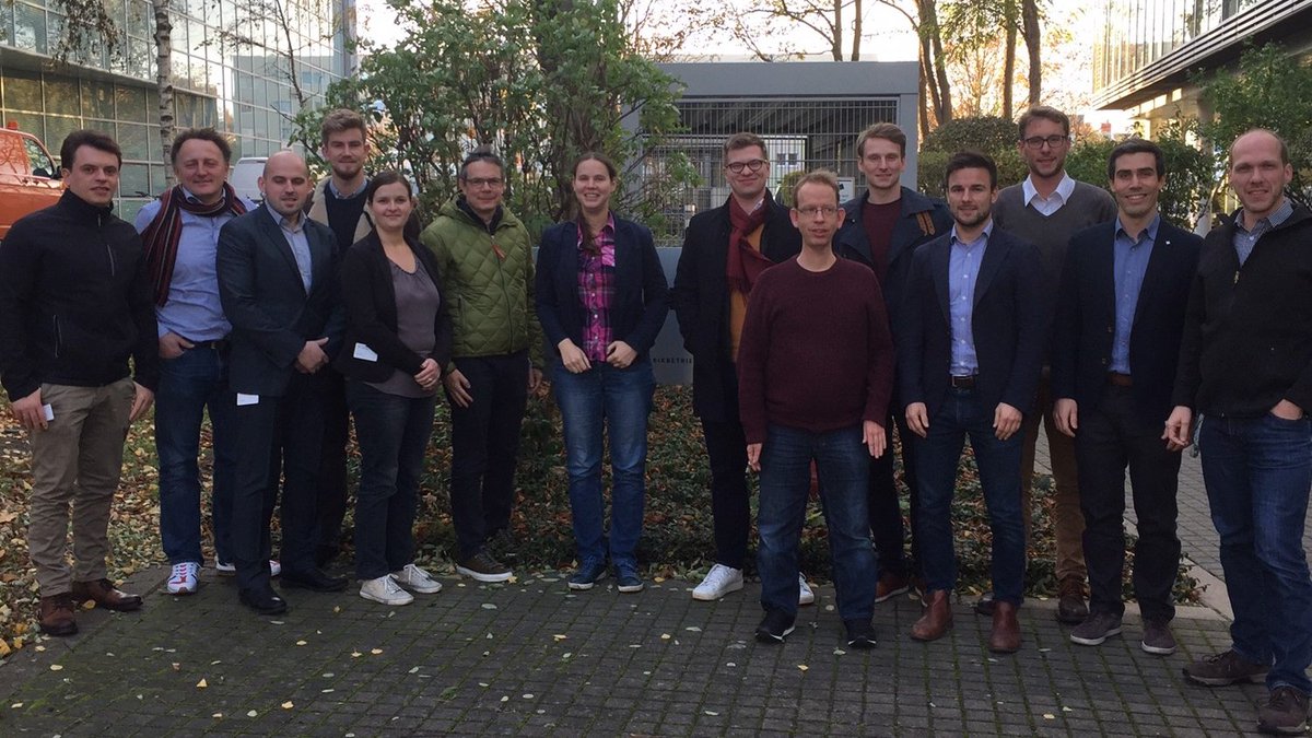<a href="/DavidProjectDE/">DAVID Project Germany</a> partners came together on the 12th of November in Magdeburg by @Fraunhofer_IFF to discuss about #DigitalTwin and present current states. @BMBF_Bund