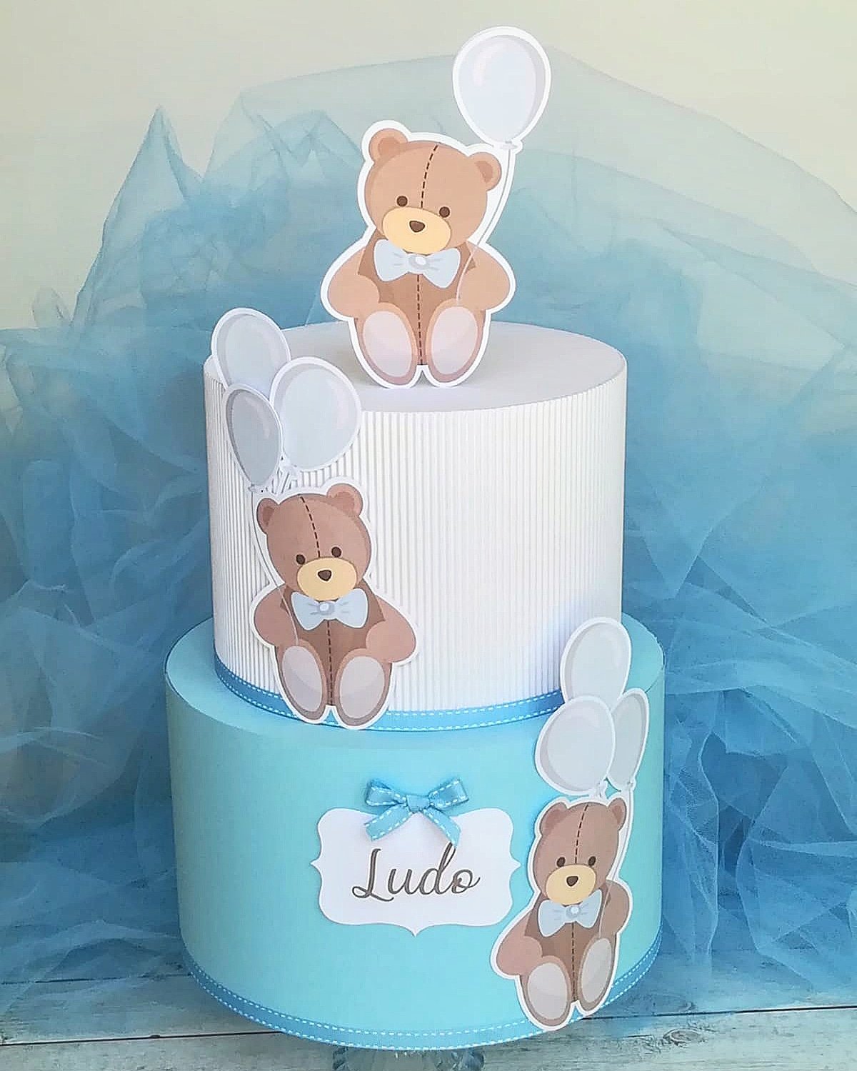 incartando incantando on X: Torta scenografica in cartoncino tema orsetto  - teddy bear cardstock dummy cake #incartando_incantando #tortefintesalerno  #orsetto #tortascenografica #tortacartoncino #tortaorsetto #dummycake  #sweettable #tortedecorate