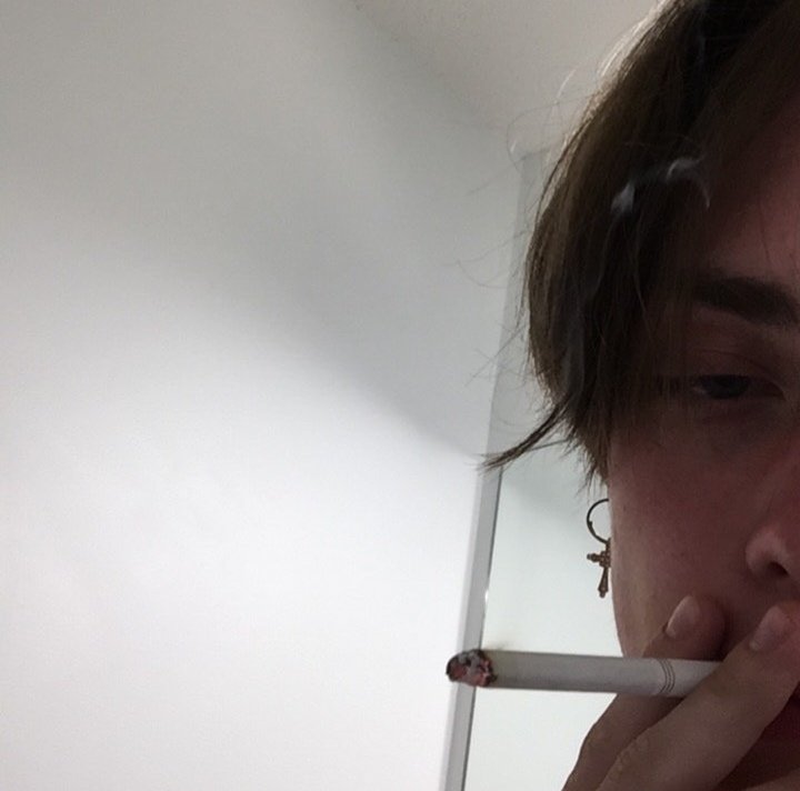 maxsrom's tweet image. 𝑚𝑎𝑥 𝑘𝑒𝑎𝑔𝑎𝑛 𝑠𝑘𝑦𝑙𝑠𝑡𝑎𝑑 𝑐𝑜𝑥.
— 𝟣𝟪 𝘺𝘦𝘢𝘳𝘴.
 — s𝘦𝘯𝘪𝘰𝘳 𝘩𝘪𝘨𝘩𝘴𝘤𝘩𝘰𝘰𝘭 𝘴𝘵𝘶𝘥𝘦𝘯𝘵 + 𝘸𝘢𝘪𝘵𝘦𝘳 𝘪𝘯 𝘢 𝘤𝘢𝘧𝘦.
 — 𝘨𝘢𝘺 + 𝘣𝘰𝘵𝘵𝘰𝘮. 
— s𝘮𝘰𝘬𝘦𝘴.
— 𝘴𝘩𝘢𝘮𝘦𝘧𝘶𝘭 𝘣𝘶𝘵 𝘥𝘦𝘵𝘦𝘳𝘮𝘪𝘯𝘦𝘥. 
— 𝘩𝘰𝘰𝘥𝘪𝘦𝘴 𝟤𝟦/𝟩.