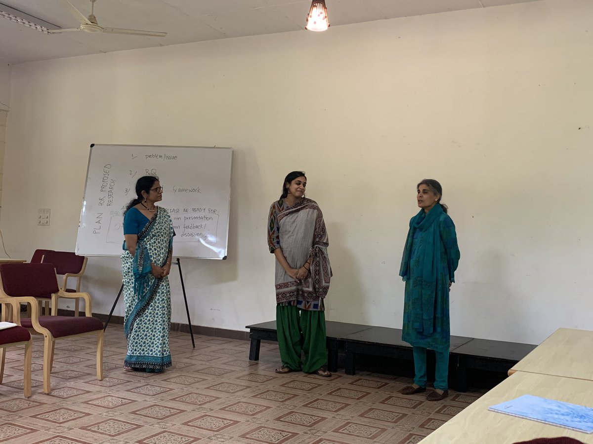 HealthEquityInd's tweet image. The workshop on cutting edge research on health inequities comes to an end...thanks to our sponsors @GeorgeInstIN @azimpremjiuniv @HealthEquityInd and speakers from @iphindia @jsa_india @India_Alliance! See you next year. 👋🏽