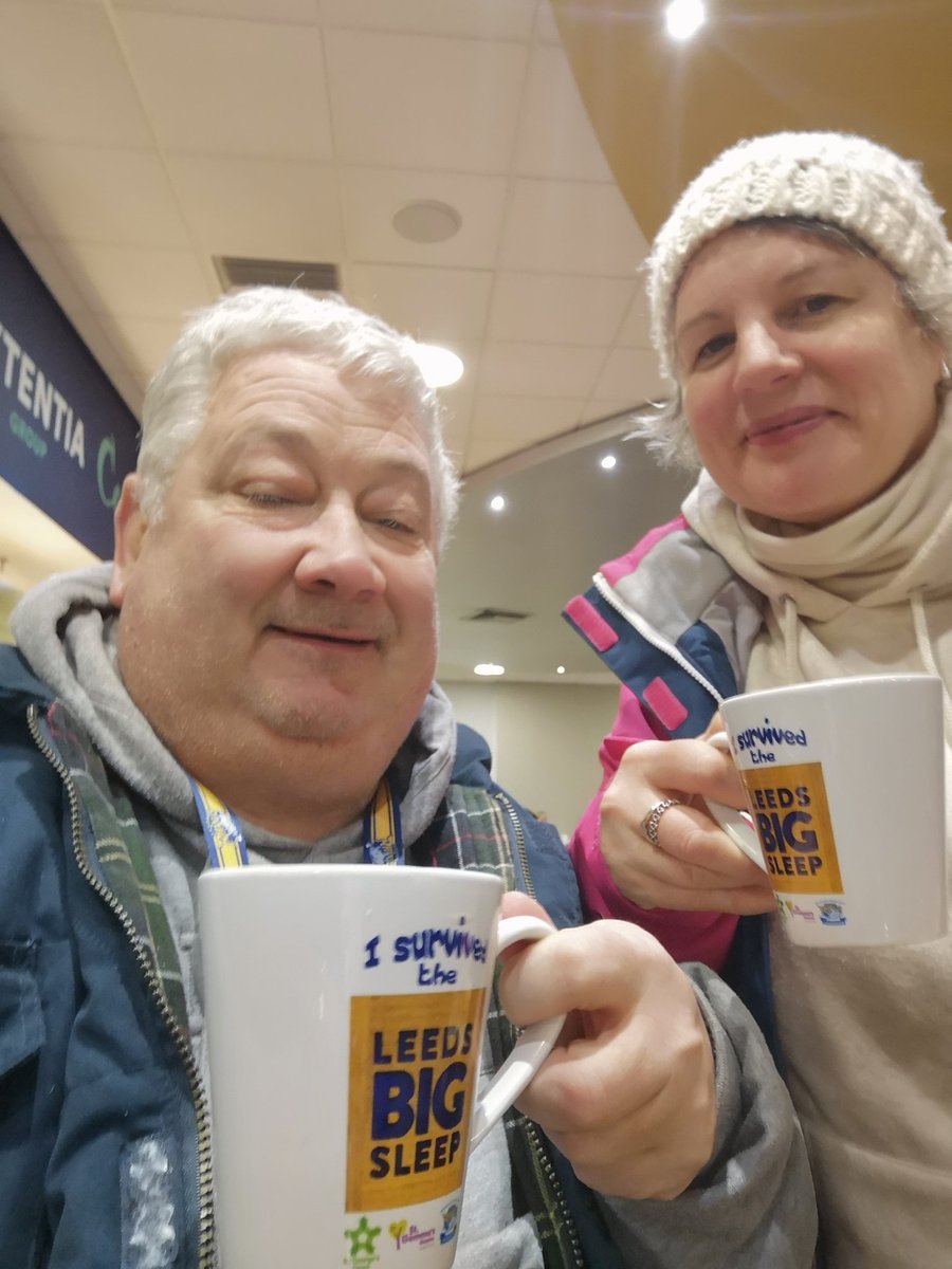 Nothing beats a morning cuppa after a night sleeping out. @RugbyLeeds #LeedsBigSleep