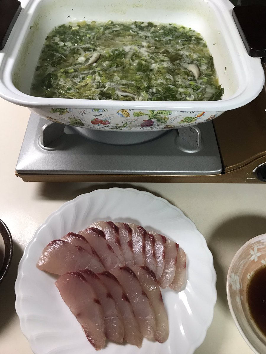 Uzivatel 梅崎美智子 藤巻っこ Na Twitteru 3日続けて魚 3日前 ハマチ釣り に行った主人 釣ってきてくれました ハマチでしゃぶしゃぶ ハマチの切り身をフライに そして今日は鯛でさつま汁にしていただきました 野菜もほとんど収穫したり いただき物 っ Uzivatel 梅崎美智子 藤巻っこ Na Twitteru 3日続けて魚 3日前 ハマチ釣り に行った主人 釣ってきてくれました ハマチでしゃぶしゃぶ ハマチの切り身をフライに そして今日は鯛でさつま汁にしていただきました 野菜もほとんど収穫したり いただき物 っ