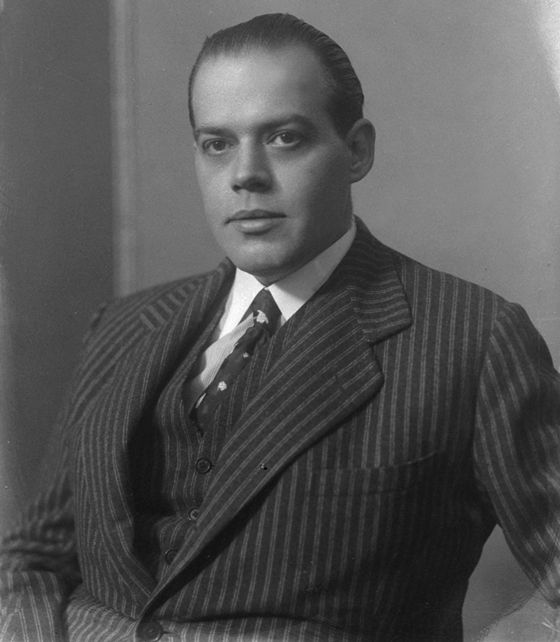 1935: Josep Raich1936: Josep Suñol. Presidente del club fusilado (foto)1937: Patrick O´Connell: entrenador que encabezó la gira salvadora del club por América.1938: Josep Cubells: trabajador del club que salvó el patrimonio del club tras bombardeos de Barcelona. #120añosBarça