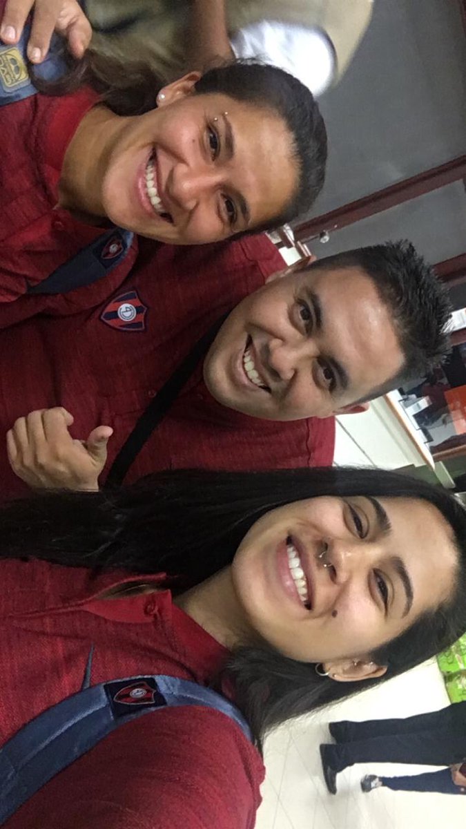 rodrigocubilla8's tweet photo. Con toda la ilusión del mundo nos vamos a representar de la mejor manera y buscando el título para nuestra querida institución, estas guerreras van a dejar la vida en cada pelota por estos colores ❤️💙⚽���🙌💪 @martinpereira07 @Juanchi_Acosta @blasitojeda https://t.co/D6EE6XFInI