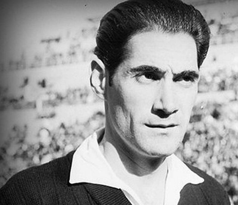 1947: Agustí Montal i Galobart: presidente1948: Estanislao Basora, El Monstruo de Colombres, uno de los grandes extremos de la historia del fútbol1949: Josep Seguer, El Diésel1950: Antoni Ramallets, mítico portero sin guantes (foto)