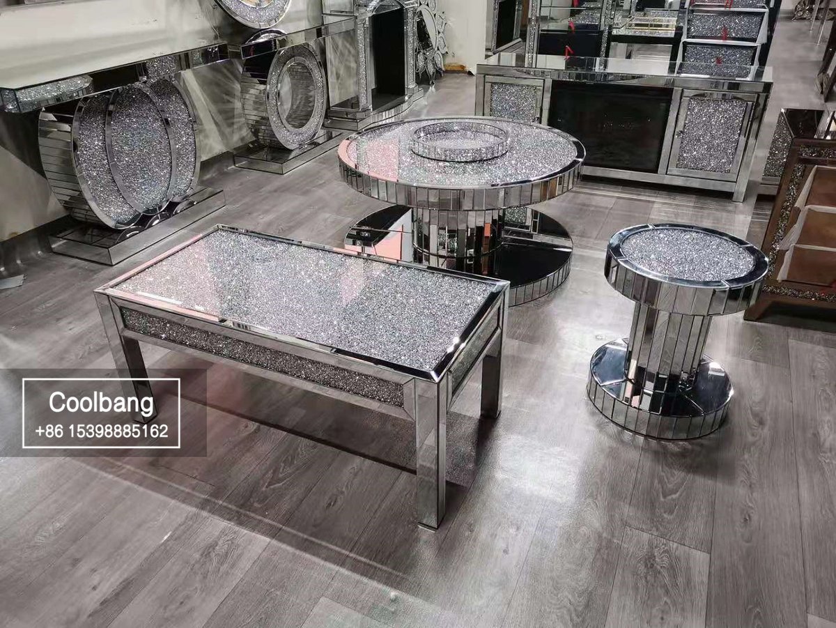 Eileen41226086's tweet image. Sparkle Diamond Coffee Table 

#sparklecoffeetable #coffeetable #mirroredcoffeetable #diamondcoffeetable #crusheddiamond #diamondfurniture #mirroredfurniture