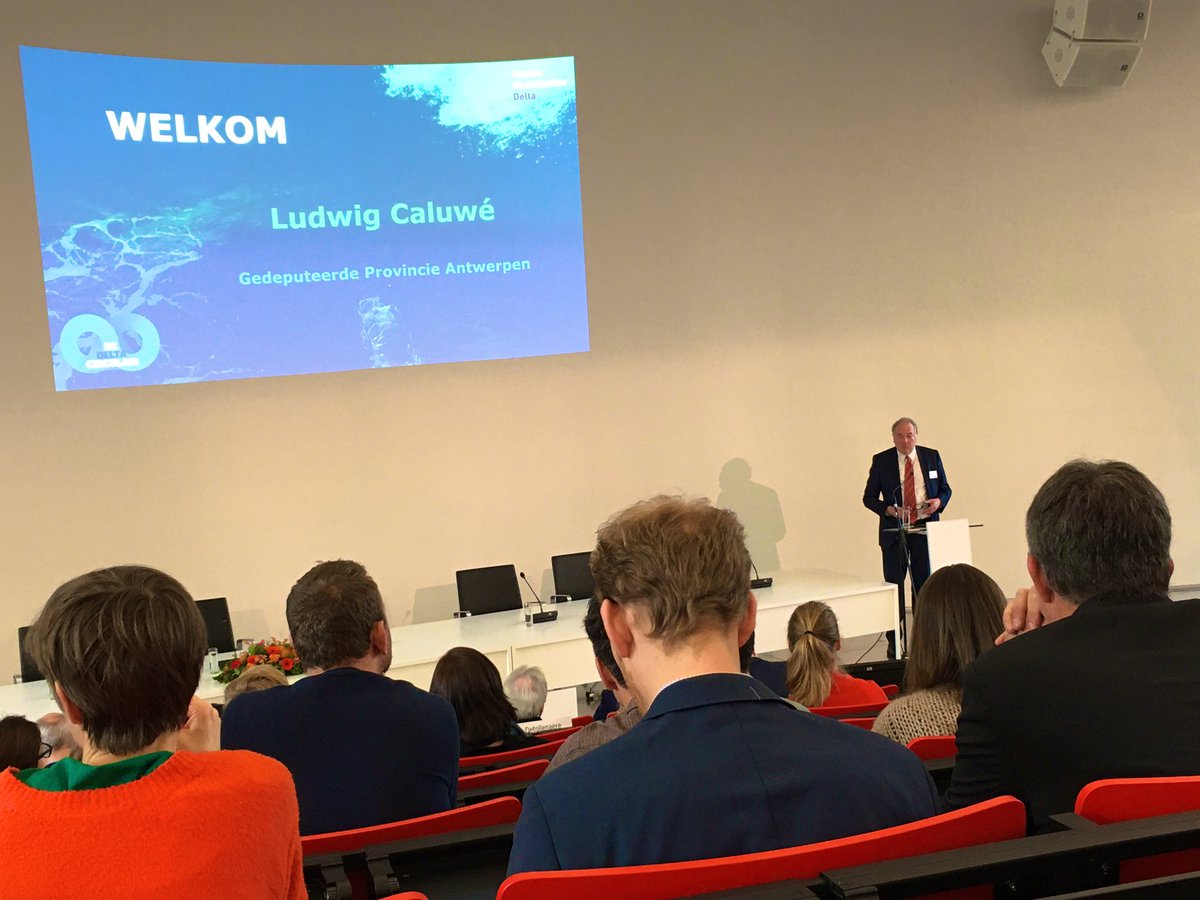 We zijn er aan begonnen! Gedeputeerde Ludwig Caluwé geeft een mooie inleiding over het CO2-neutrale provinciehuis hier in Antwerpen.
#VNDelta #circulareconomy