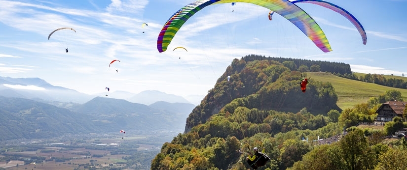 <a href="/EUSALP/">EU Alps Macroregion</a> <a href="/j_gourault/">Jacqueline Gourault</a> @Min_Territoires <a href="/_Eusalp/">EUSALP</a> <a href="/UEFrance/">Commission européenne 🇪🇺</a> <a href="/RegioInterreg/">EU Regio Interreg</a> <a href="/bfc_region/">Région Bourgogne-Franche-Comté</a> <a href="/auvergnerhalpes/">Auvergne-Rhône-Alpes</a> <a href="/MaRegionSud/">Région Sud</a> <a href="/EUAlpineSpace/">Interreg AlpineSpace</a> <a href="/MarieGuiteDufay/">Marie-Guite Dufay</a> <a href="/RenaudMuselier/">Renaud Muselier</a> [#Suera] 🏔 La stratégie européenne pour la région #alpine <a href="/EUSALP/">EU Alps Macroregion</a>, c’est 8⃣0⃣ millions d’habitants concernés et 48 régions, situées dans 7⃣ pays différents ! 
✅Découvrez les ambitions de la 🇫🇷 qui va prendre la présidence de la #Suera en 2020 : bit.ly/2stwYAS