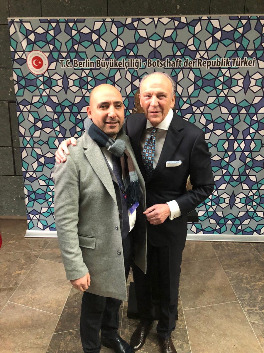 kayseritb's tweet photo. Türk-Alman Ticaret ve Sanayi Odası (TATSO) Genel Kurulu için Berlin'deyiz. 
Yönetim Kurulu Başkanımız Recep Bağlamış, TATSO Üyesi Oda ve Borsa Başkanlarımızla bilgilendirme toplantısı gerçekleştirdi.
#TOBBiletisim
#RHisarcıklıoglu https://t.co/KrpTcuIU2O