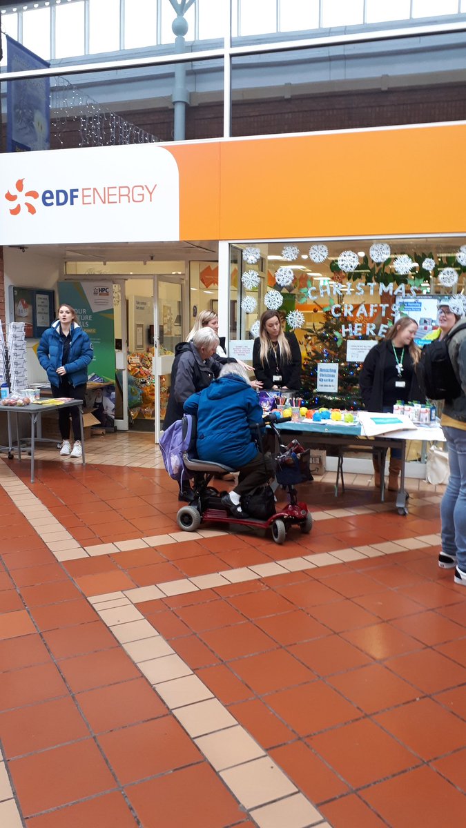 Hismariak tweet media