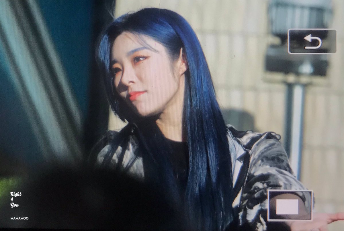 right_4_you's tweet photo. 191129  뮤직뱅크 미팬
#MAMAMOO #마마무 #휘인 #화사 https://t.co/DT8s400qBJ