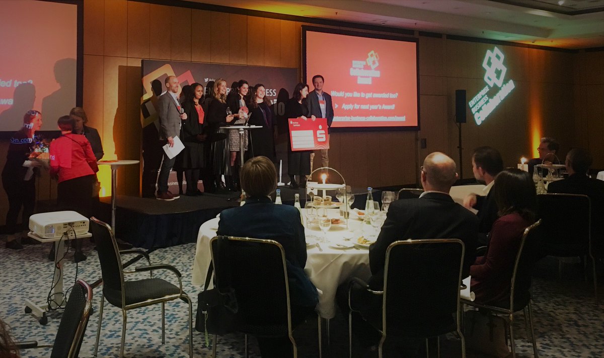 🏐 Glückwunsch an die Gewinner <a href="/axelspringer/">Axel Springer SE</a> des #ebc Awards! - Dabei steht diesmal kein neues Tool oder eine technische Lösung im Fokus: Ein Volleyballturnier sorgt für frischen Wind und bringt die Menschen zusammen!