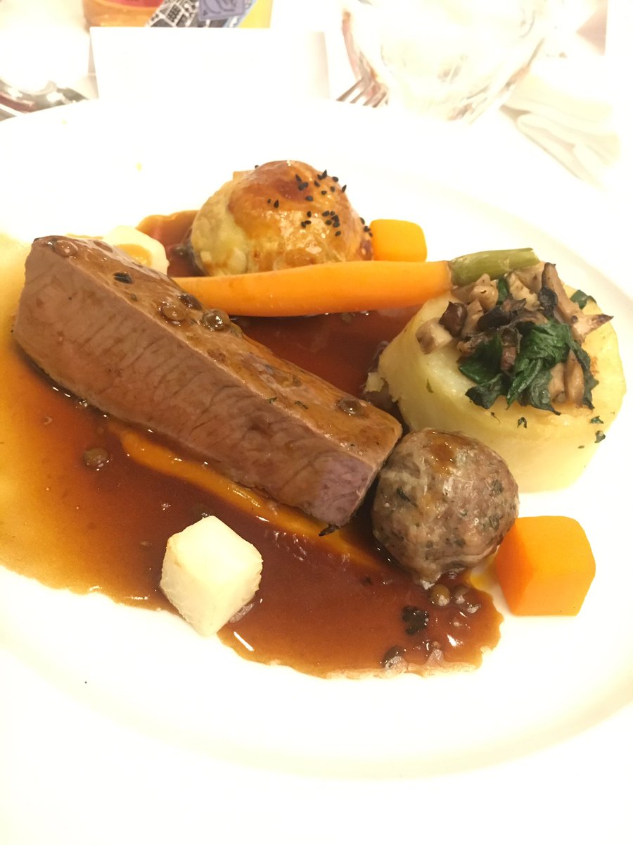 Fantastic fish dish from <a href="/theSeafoodStA/">The Seafood Ristorante</a> and amazing lamb main from <a href="/OldCourseHotel/">Old Course Hotel</a> <a href="/qmscotland/">QMS</a> 1st class !! <a href="/SavourStAndrews/">Savour St Andrews</a> dinner, huge thanks for allowing our students to be part of this celebration @sruc