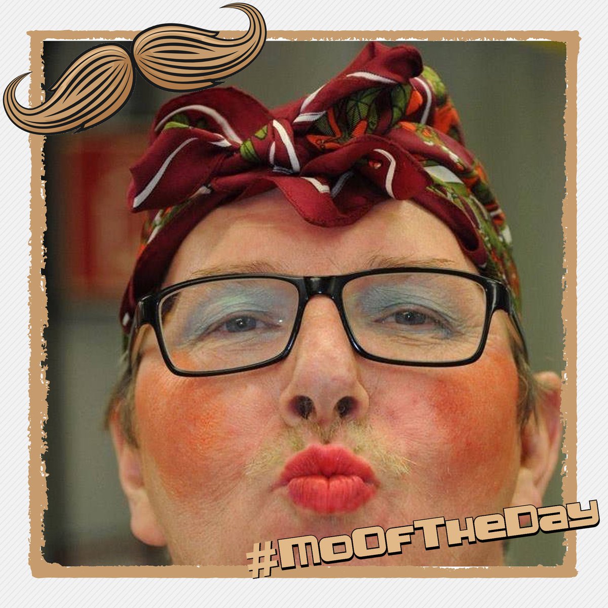 UniklinikAachen's tweet image. Das Beste (fast) zum Schluss! 😀Der heutige #MoOfTheDay gehört zu "Mr. Karneval"🤡der Uniklinik, Wilfried Niepel, der übrigens vor kurzem einen runden Geburtstag feierte🎉. Wir gratulieren noch einmal recht herzlich und danken für den #Movember-Einsatz für die #Männergesundheit.