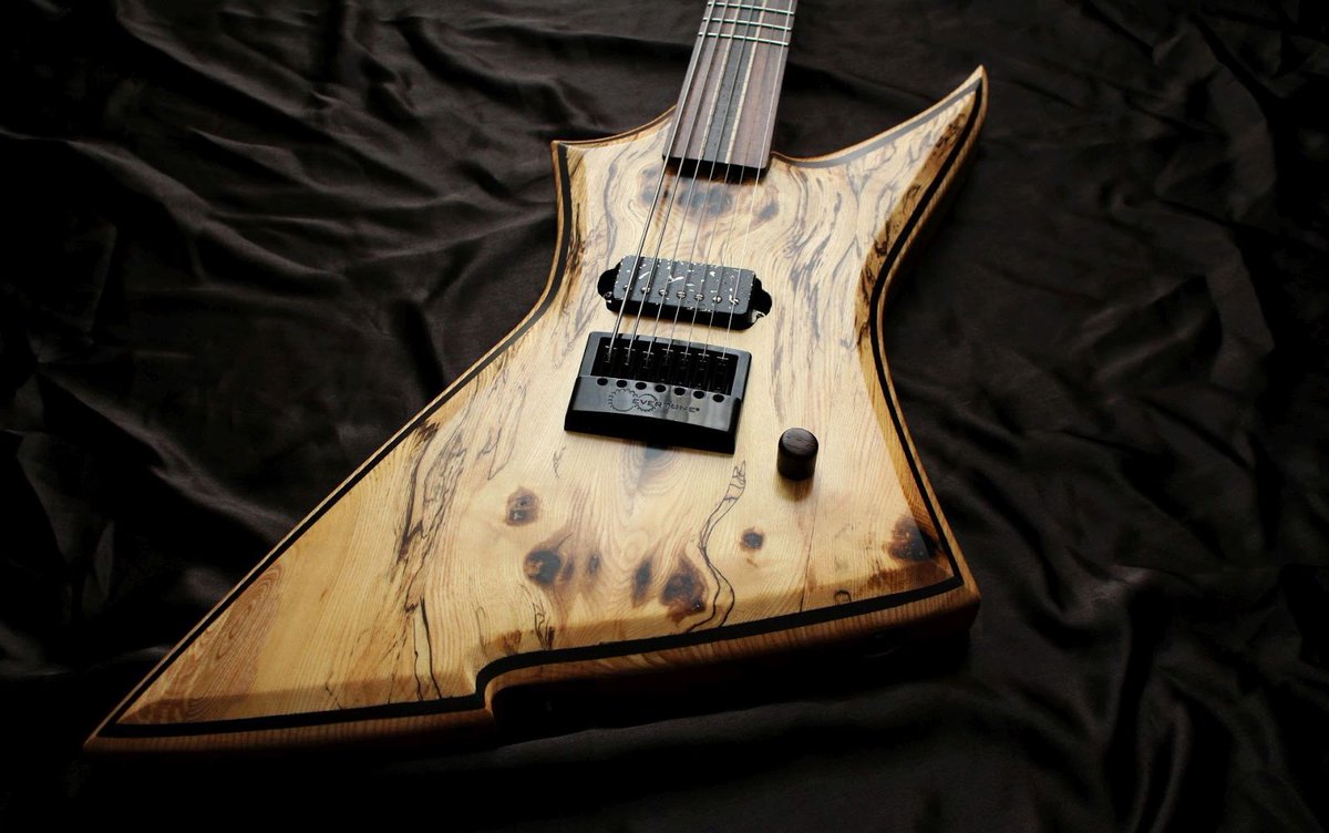 Forget all this #Blackfriday half price TV's nonsense, get yourself a proper #gift here:  stonewolfguitars.com/ordering/