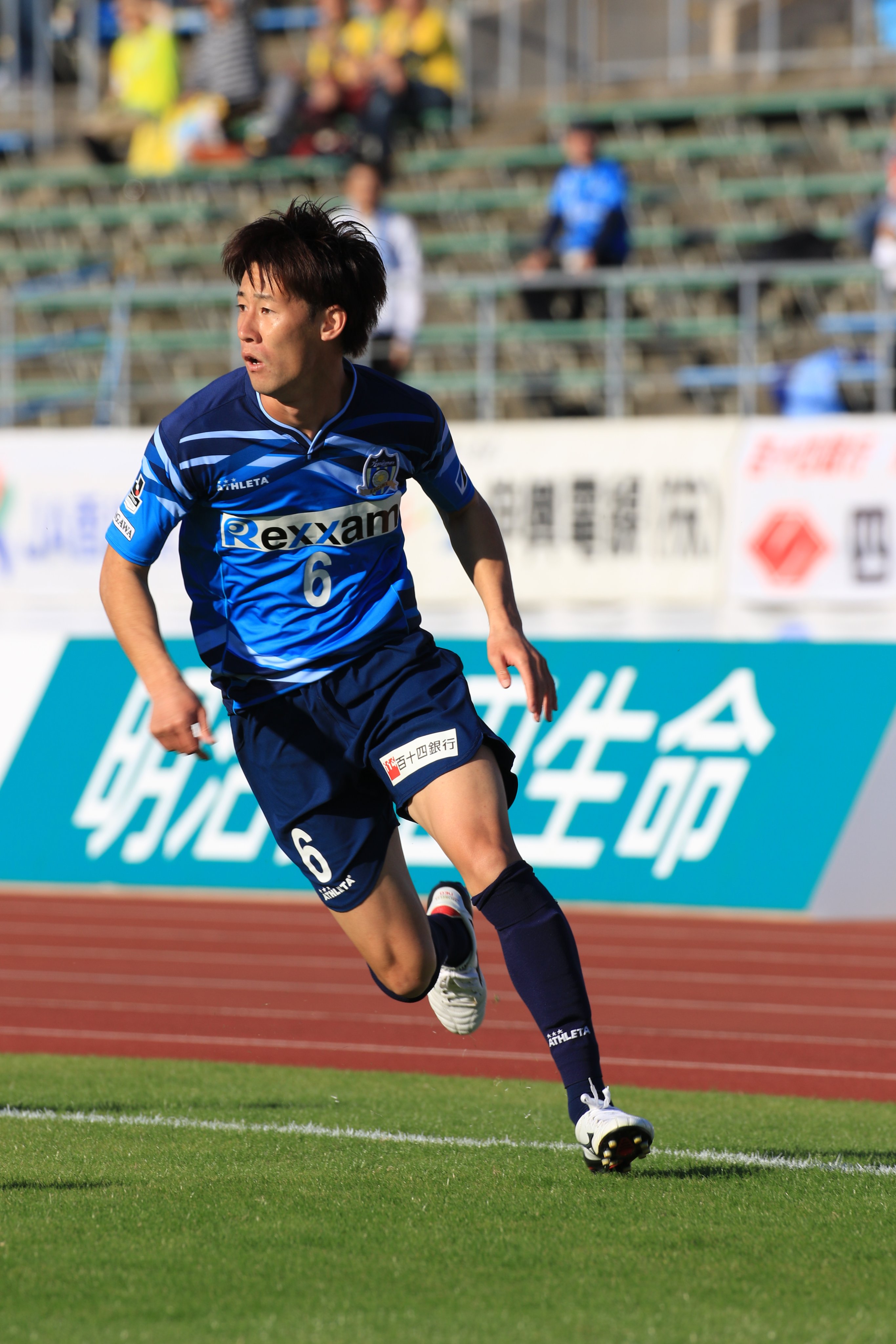 カマタマーレ讃岐 トップチーム この度 カマタマーレ讃岐では契約満了に伴い 長澤 拓哉 選手と来シーズンの契約を更新しないことが決定しましたので お知らせいたします T Co Jufa9n6vgk T Co Uyt1sff8dh Twitter