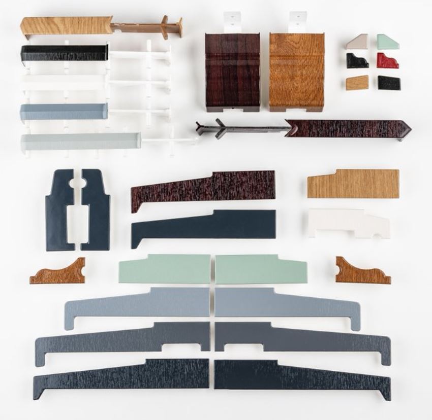 You can spray paint your #mouldings if you’re happy with a compromise 🤔

If you want the real deal, choose our #vacuumfoiling 👍

The perfect finish to every project.
bit.ly/2ScXQAa