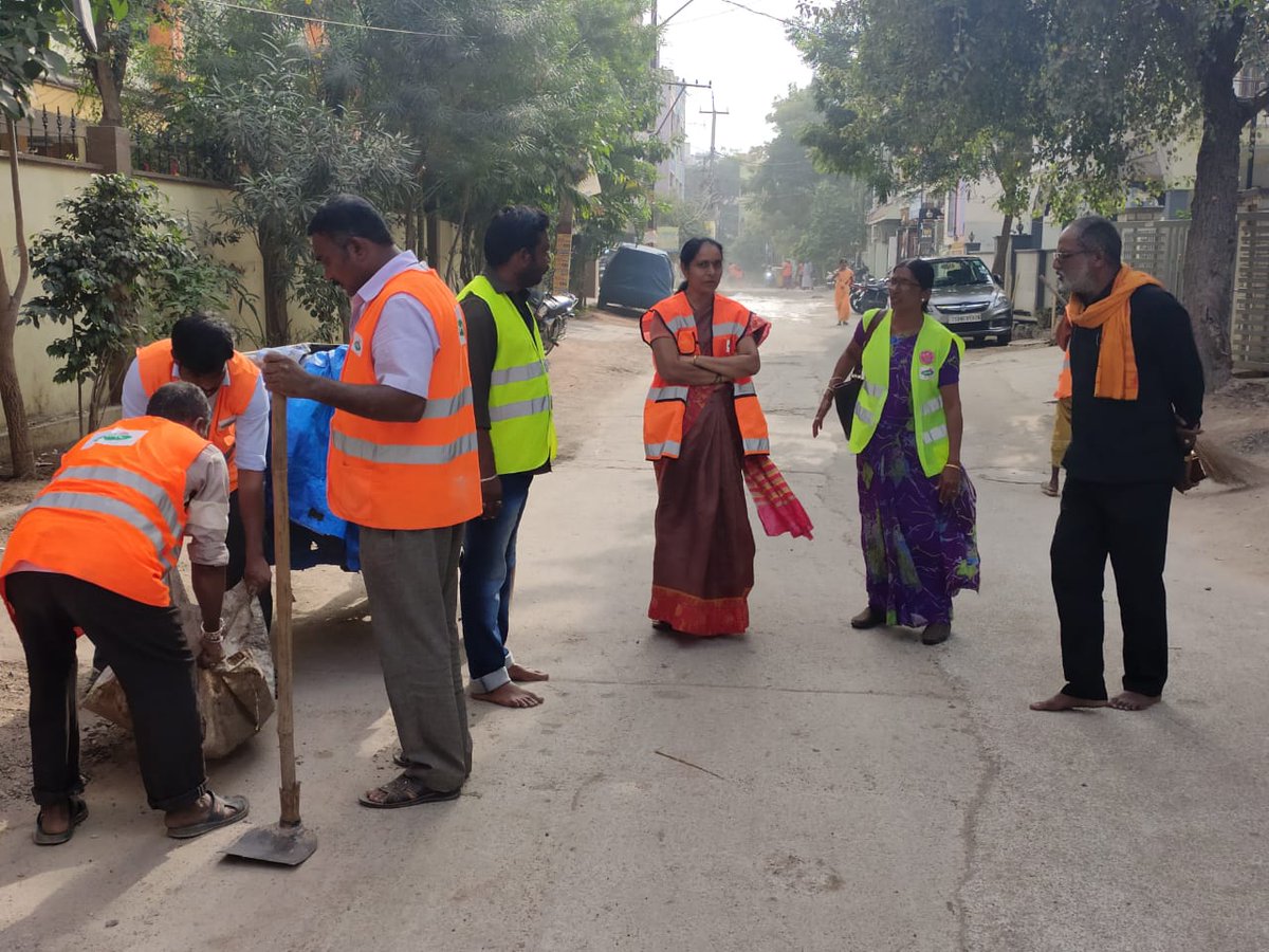 ##Swachh kapra
Special drive  on sanitation &amp; Anti-larwal operation attended by Health and  Entomology staff at Raghavendranagar colony  nacharam
-DC kapra.<a href="/GHMCOnline/">GHMC</a> <a href="/KTRTRS/">KTR UPDATES</a> <a href="/ZC_LBNagar/">Zonal Commissioner, LB Nagar Zone, GHMC</a>
