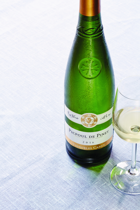It's #Friday &amp; time for #WineForTheWeekend. This week it's the Picpoul de Pinet, a light refreshing white that your customers will love to sip and cool down with after the hustle and bustle of #BlackFriday. Make sure you're fully stocked up as this is sure to fly off the shelves