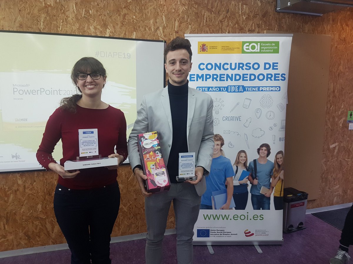 Ludicwine.com y <a href="/redflexion/">Redflexion</a> apoyando a los emprendedores en el #DIAPE19 #concursoemprendedores de <a href="/eoi/">EOI</a>!! Enhorabuena a los ganadores! #eljuegodelvino #BlackFriday #BlackFriday2019 #FelizViernesATodos #emprendedores