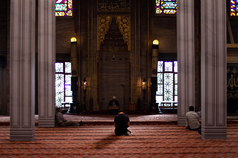 AdamOmran7's tweet photo. تدبر مصحفك ... أجبر تقصيرك ... أطل سجودك ...
تفقد روحك ... غير نفسك ... 
أما اشتقت للراحة ؟ https://t.co/qr7Aoa7c9N