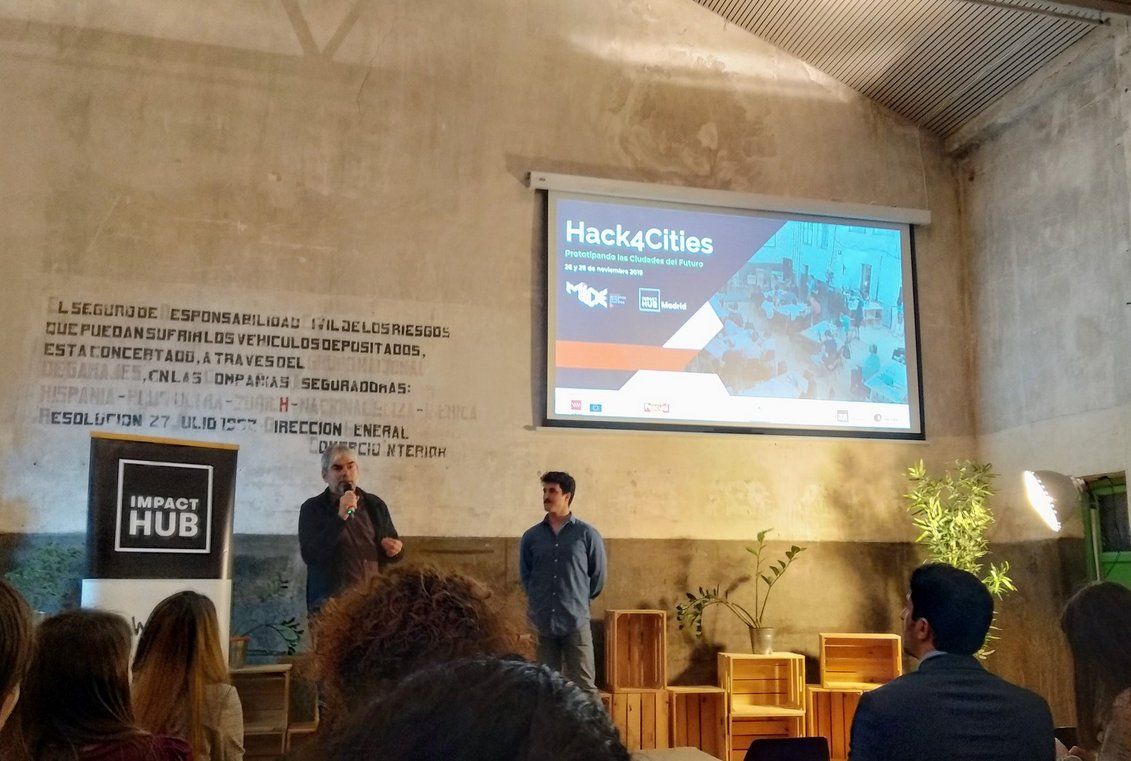 incamedio's tweet photo. ¿Puede la transformación digital contribuir a los retos ODS?. Hoy estamos en #Hack4Cities ayudando a prototipar posibles soluciones ante el problema de implantación digital en PYMES e Industria https://t.co/LrTRTgFax9
