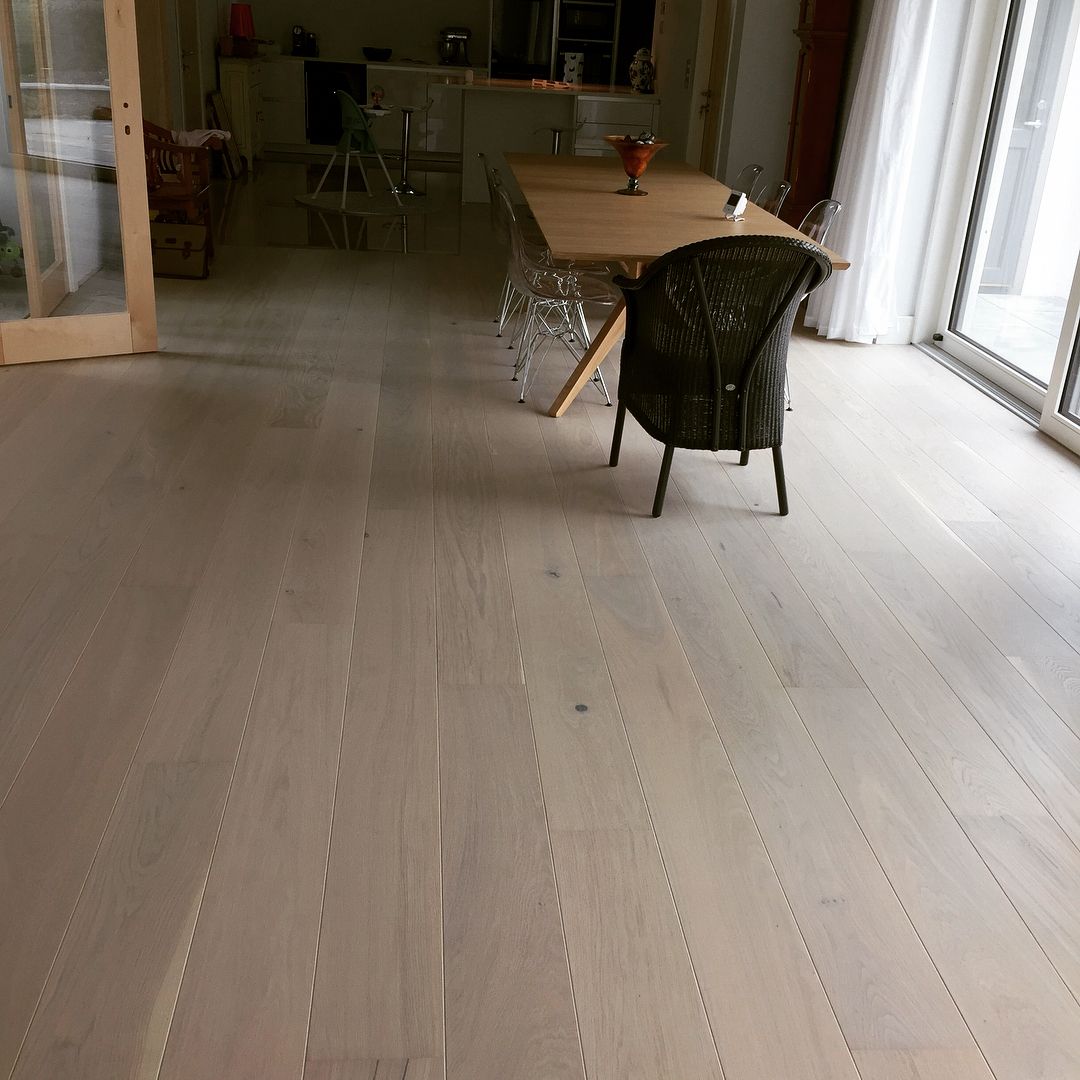 Oak Flooring Direct On Twitter A Wider Plank Coming In At Around 200 207mm The Skyling Has Been Stained A Cool Sophisticated White And Finished With A Durable Matt Lacquer Excellent