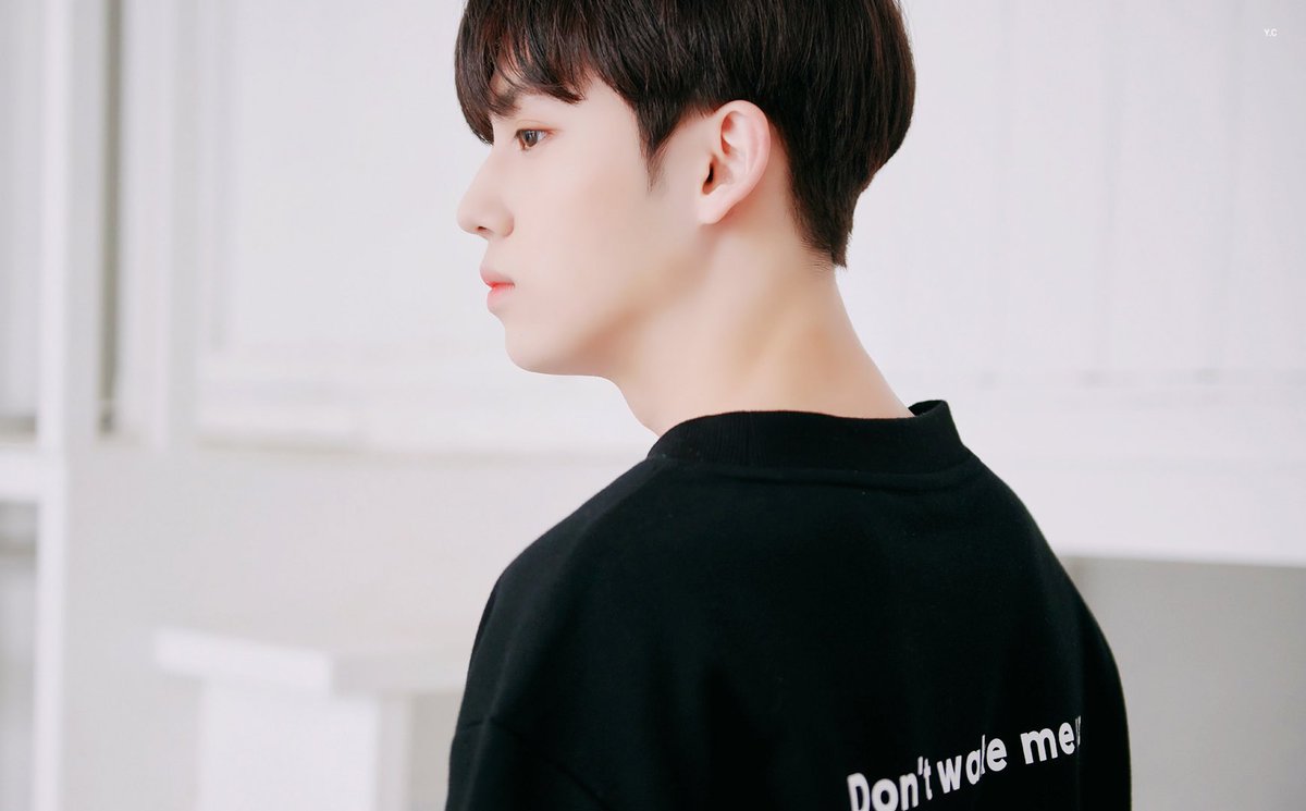 yooncastle1030's tweet photo. #황윤성 #DWMU

191129 new photo https://t.co/dITWNzhxci