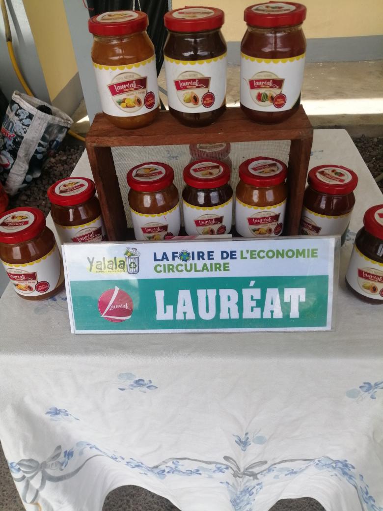 Lauratconfitur1's tweet photo. Retrouvez nous de maintenant à la foire de l'économie circulaire à Cepas. Nous sommes la jusqu'à 17h.

@Lauratconfitur1 @KinStartup @SurpriseTropic1 @YebisaEvent https://t.co/iAKbRCVJOa