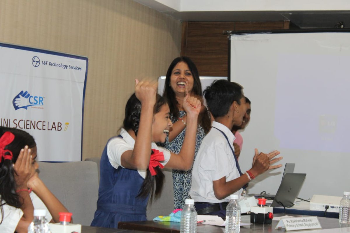 arch_foundation's tweet photo. #EurekaQuiz – is not a session of questions and answers but a “Journey”………Yes, a journey of #curiosity, #inquisitiveness, #anxiety, #achievement, #joy and finally #pride. 
#eurekasciencequiz #LTTS #arch #ignitingcuriosity #csr https://t.co/U2TuwjUaMq