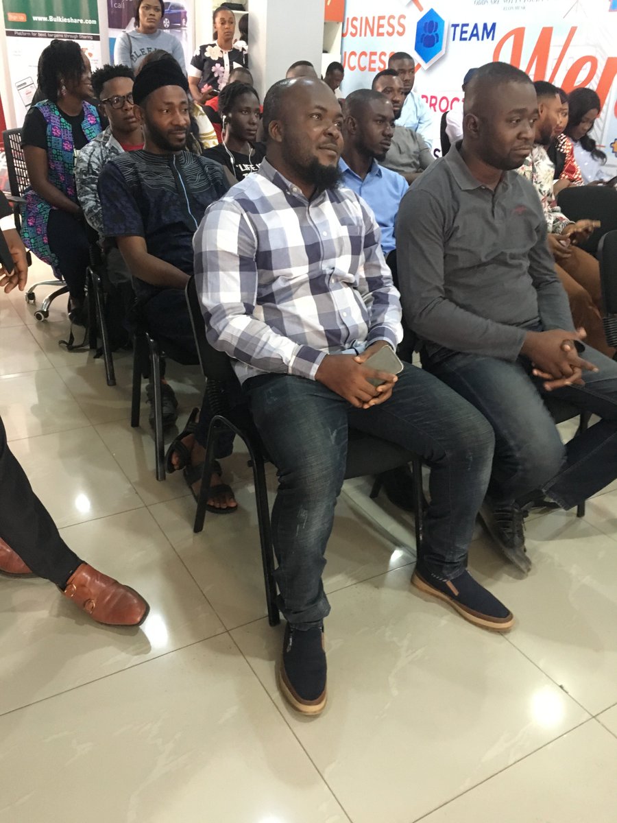 TheNext_Economy's tweet photo. Coming to you from The Next Economy Demoday event currently happening live at @wennovation Abuja, Nigeria.

#TNELive #TNEImpact #Demoday #PitchDay https://t.co/oppdICe4GJ