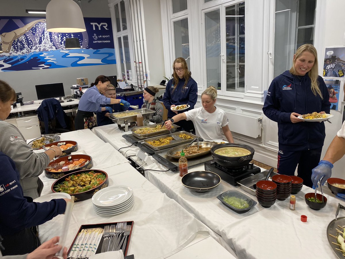Great food and #Japanese #FoodEducation from <a href="/sushicraftUK/">Takayasu Takemoto</a> <a href="/Connectwjapan/">Connect With Japan</a> <a href="/britishswimming/">Aquatics GB</a> 🇯🇵 🍣 🍲 🍚 🥣