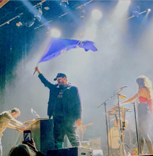 bccamplight's tweet photo. Last night a Brexiteer in the audience melted down, flipped me off, and stormed when I took to the stage waiving an EU flag. His prerogative. He missed quite a night though. He should have remained. https://t.co/GlcFoHIrc3
