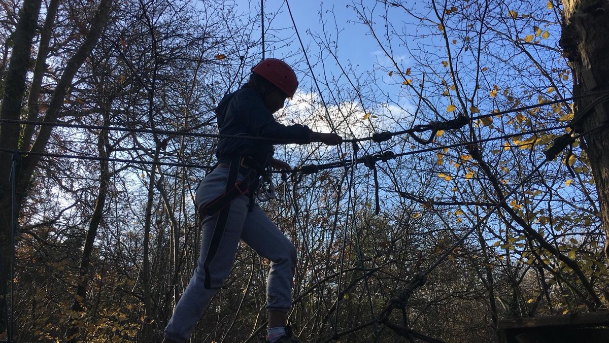 StMarys_SW8's tweet photo. More challenges to finish off a successful week! #ropechallenge @SCTrust https://t.co/bmdjfJYAS5