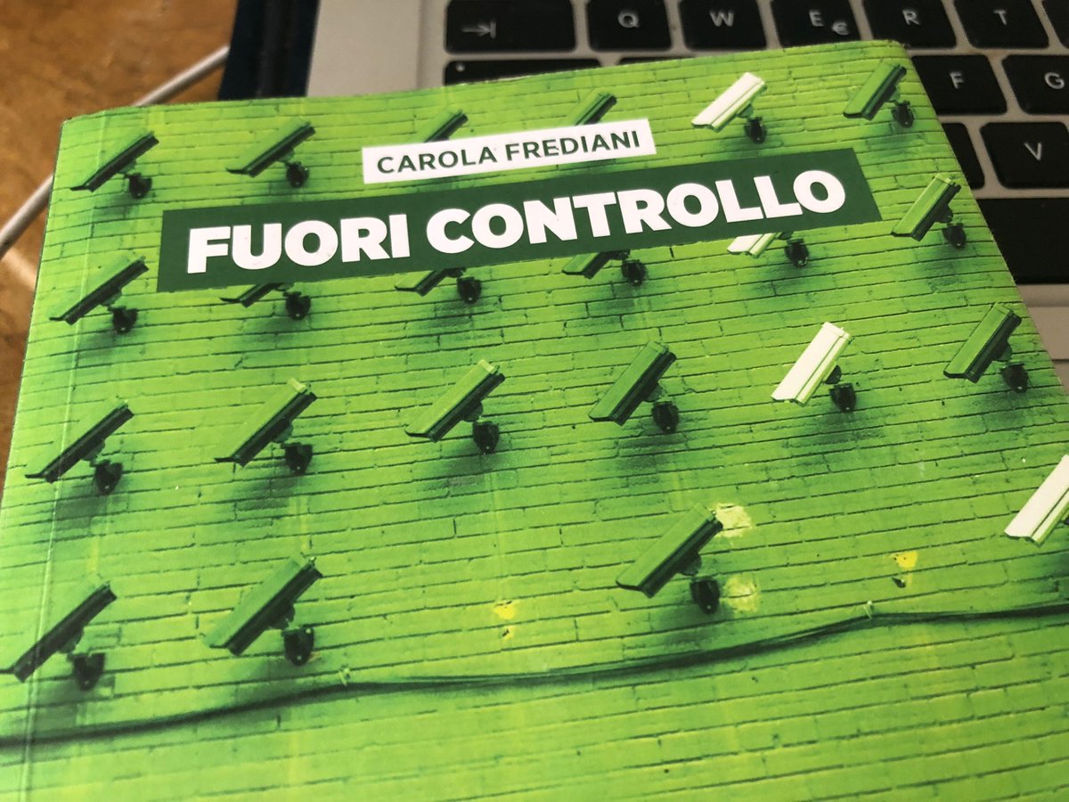 "Per la prima volta erano nella stessa stanza. Fisicamente. [...] Per la prima volta erano insieme ma scollegati". 
Così prende le mosse #FuoriControllo di <a href="/carolafrediani/">Carola Frediani</a> che ce ne parlerà venerdì prossimo presso <a href="/condiviso_coop/">condiviso</a> #incipit
Registratevi qui: tinyurl.com/s7oh48u