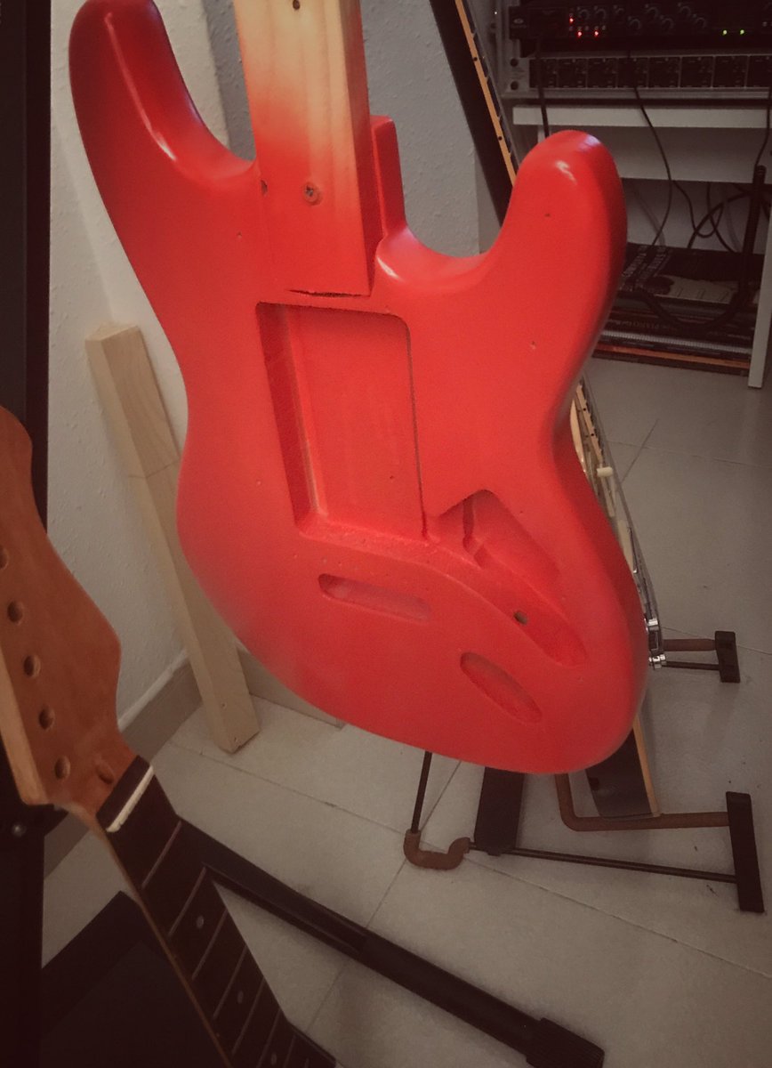 RUiDO iLEGAL tweet media