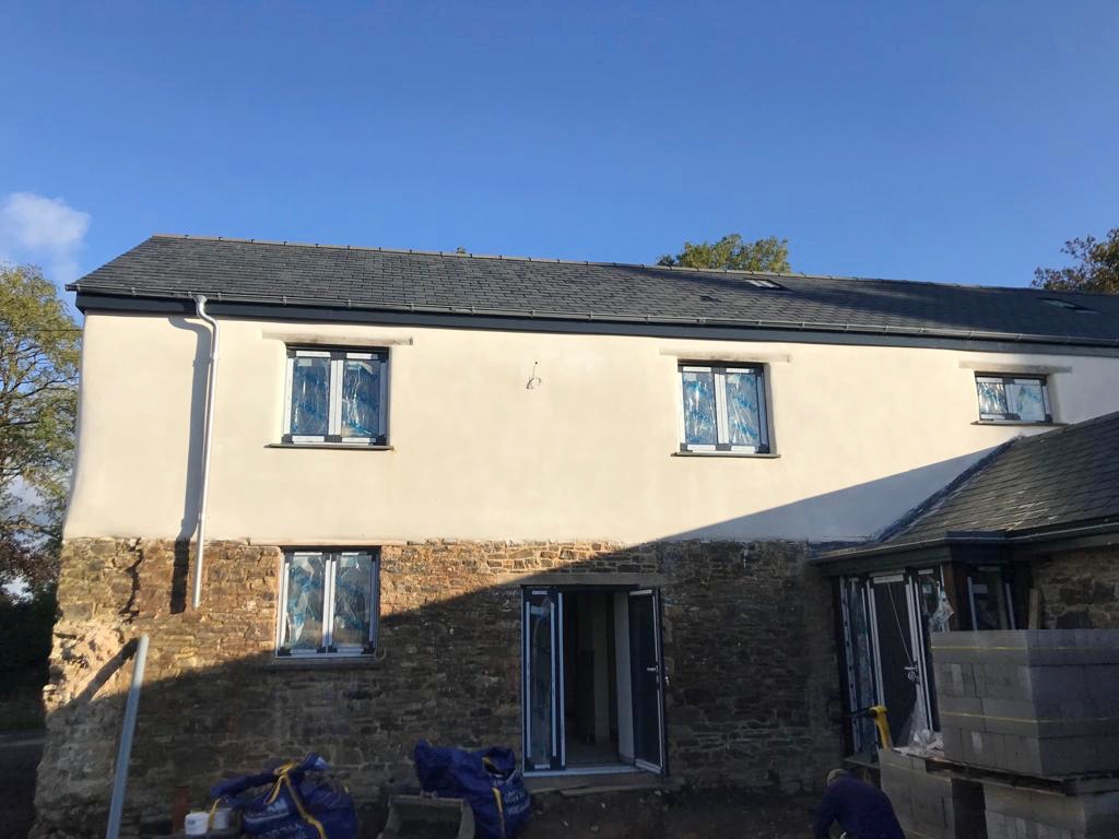 mpc_group1's tweet photo. With the original lime render removed, consolidation coat applied to the cob &amp; a new lime putty coat properly applied, our teams have now also completed the remaining boarding and skimming to the interiors of the barn conversions on our project in Spreyton for Jameson Homes. https://t.co/aLl5ow9ylF