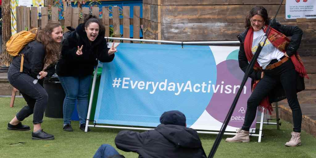 pebble magazine tweet media