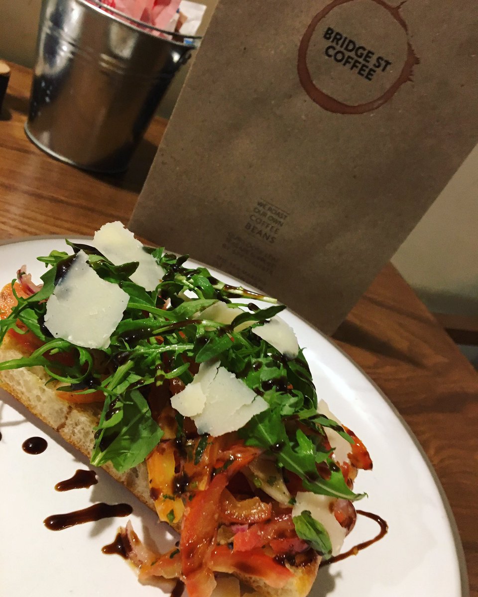 Lunch anyone? Delicious Bruschetta 🙌🏻 #Chester #BridgeStCoffee #Lunch #BlackFriday #FridayFeeling #Bruschetta #ChesterIndependents