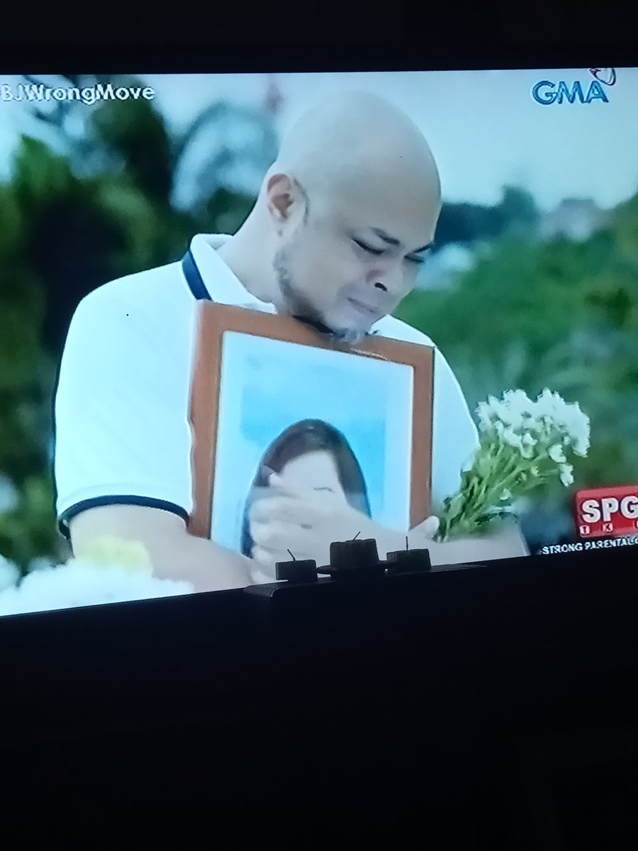 Angelin16079207's tweet photo. Nakakasad naman wala na Ang Nanay nila KitKat
#BJWrongMove https://t.co/8Ii9tNBjUe