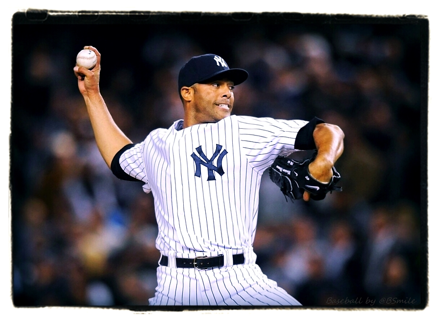 BSmile's tweet photo. Happy 50th Birthday Mariano Rivera! ~ The legendary New York #Yankees reliever was born in Panama on this day in 1969! #MLB #History https://t.co/byz5Bmw3mi