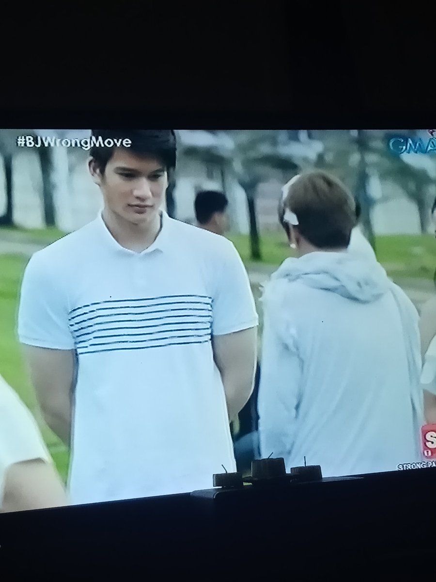 Angelin16079207's tweet photo. Nakikiramay din si agent Vin @gilcuerva cute niya.hehehe
#BJWrongMove https://t.co/MB7CV15HUE