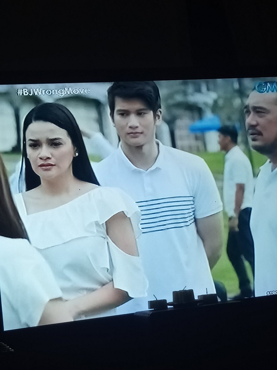 Angelin16079207's tweet photo. Nakikiramay din si agent Vin @gilcuerva cute niya.hehehe
#BJWrongMove https://t.co/MB7CV15HUE