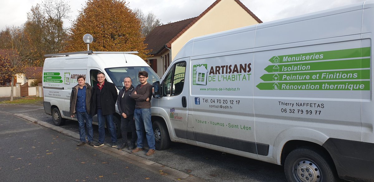 fscopbtp's tweet photo. Une #SCOP #BTP c'est quoi ? C'est permettre à  2 #artisans de créer une  #cooperation sur leurs #territoires au sein d'une seule société coopérative en qualité de #salaries sociétaires 🤝. Bienvenue à Stéphane, Thierry, Guillermo et François @fscopbtp AURA et @LesScopAURA https://t.co/dDBSeaFgKD