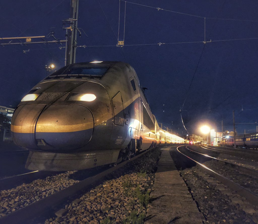 Le succès de la plateforme Duplex fut tel qu’en 2008, la SNCF passa commande pour son évolution, les rames Dasye (Duplex Asynchrones ERTMS) utilisées aujourd’hui majoritairement pour le service  @ouigoSNCF . 49 rames furent livrées sous la dénomination 700. 