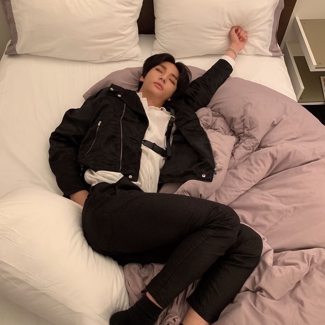 skzlatam__'s tweet photo. 📱 - [ Chan ]

"🐺 la expresión de querer comprarlo todo + ¡Super Hyunjin! jejeje
#StrayKids #STAY #Hyunjin #Lindoooo ¿#Chancam? #🤙🏻"

Eng. StrayKidsGlobal
@Stray_Kids
#StrayKids #스트레이키즈 https://t.co/NIcBQTtGKi