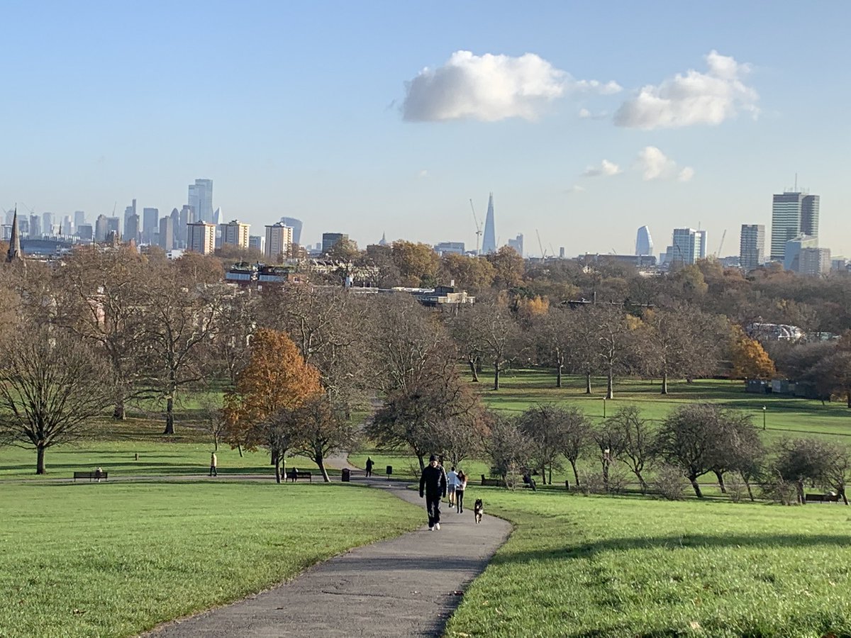 DanielleLevster's tweet photo. London โจ #primrosehill #finallystoppedraining #matleave https://t.co/M3nywTgF1u