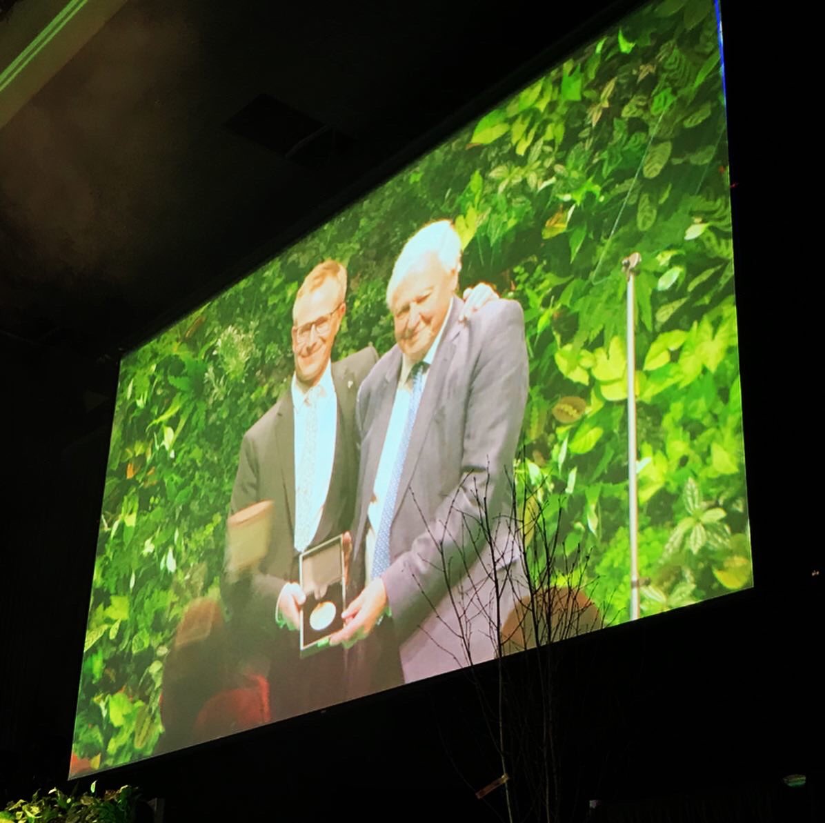 “You have a great responsibility to bring the realities of the natural world to the understand and the love of human beings world wide” 
The truly inspiring Sir David Attenborough at the #LIawards2019
@talklandscape 
#landscapearchitecture #chooselandscape
instagram.com/p/B5craa4JPbQ/…