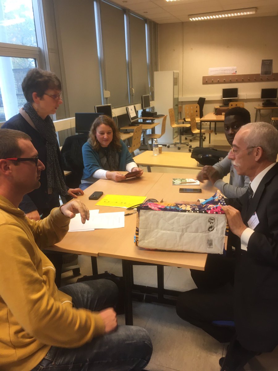 cathJourdainEN's tweet photo. Formation Un Pas de Plus Pour le #numérique dans le bâtiment aux @GRETA_Normandie : création par équipe d’un support numérique thématique EPI, matériaux biosourcés, une maquette de charpente... @gretaderouen . A vos réseaux sociaux, publication obligatoire ! #BTP-PPN2019 https://t.co/p2FnZRH0QZ