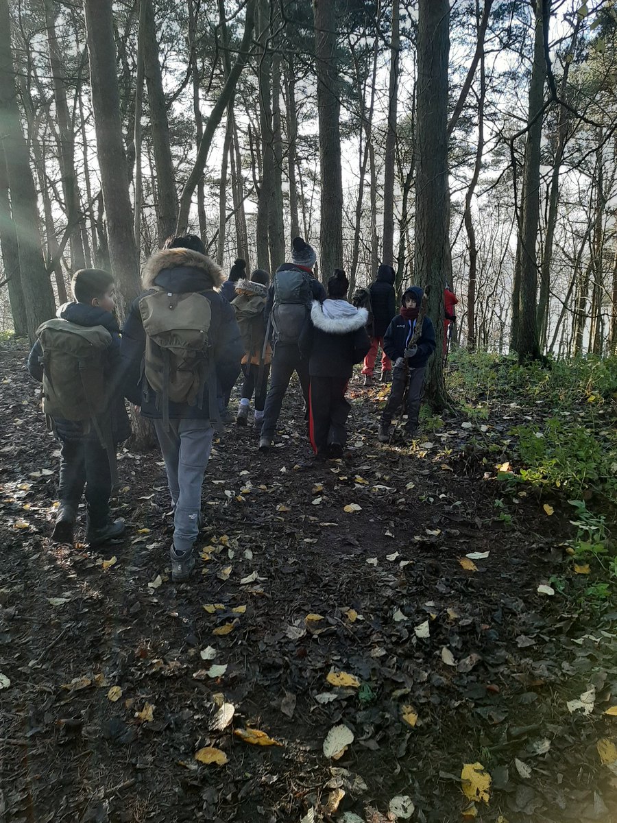 MissCHaMaths's tweet photo. Ullswater day 3! Team Shackleton successfully climbed their mountain! Well done on an amazing effort! @DixonsTA #hardwork #climbingthemountain #purpose https://t.co/teWp5iJ7pm